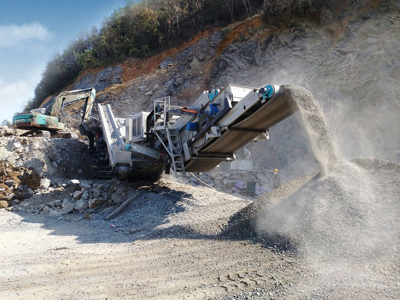 篩分式移動破碎站 篩分式移動破碎站